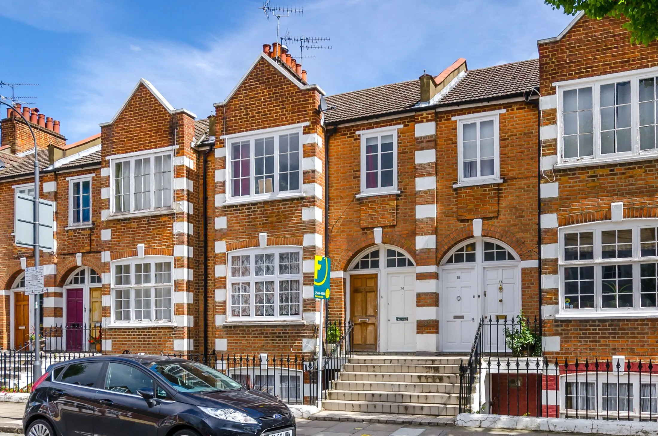Flat Tamworth Street in Greater London