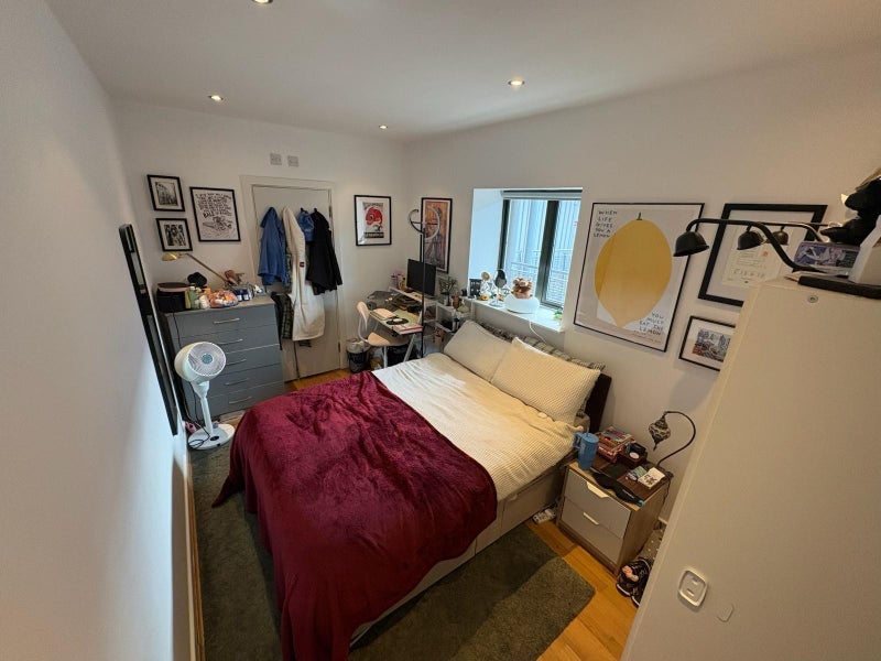 Room Fieldgate Street in Greater London