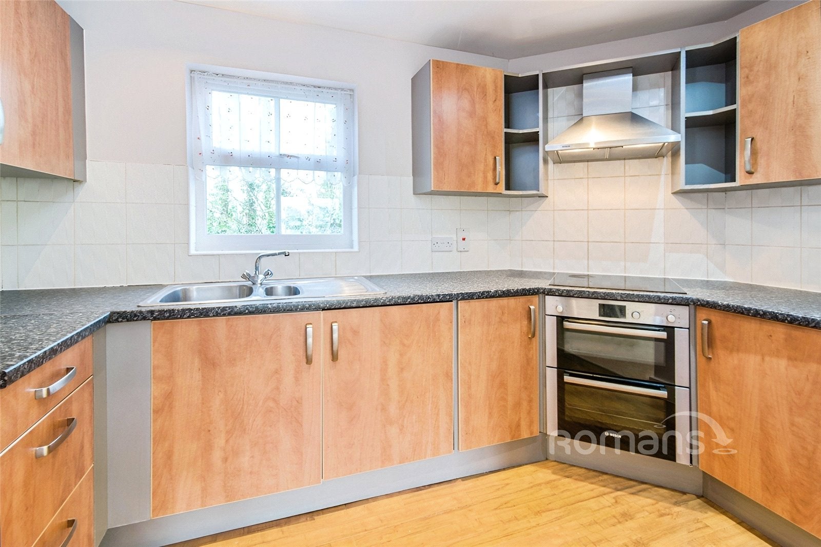 Flat Russell Road in Basingstoke and Deane