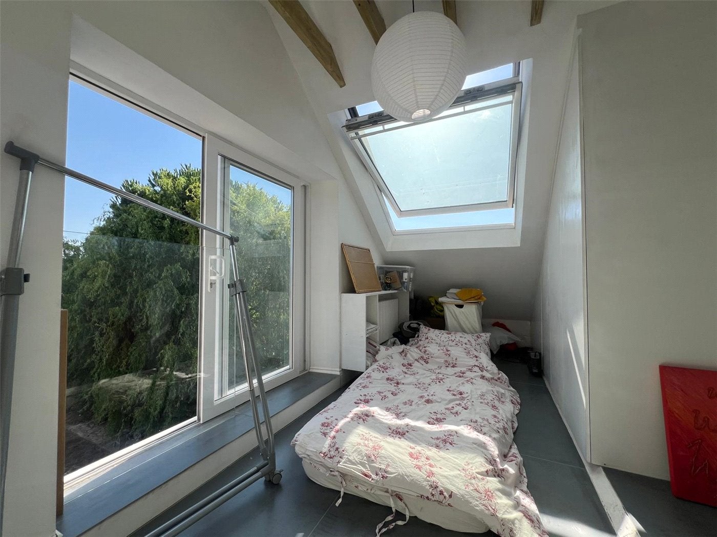 Flat Carlton Avenue East in Greater London