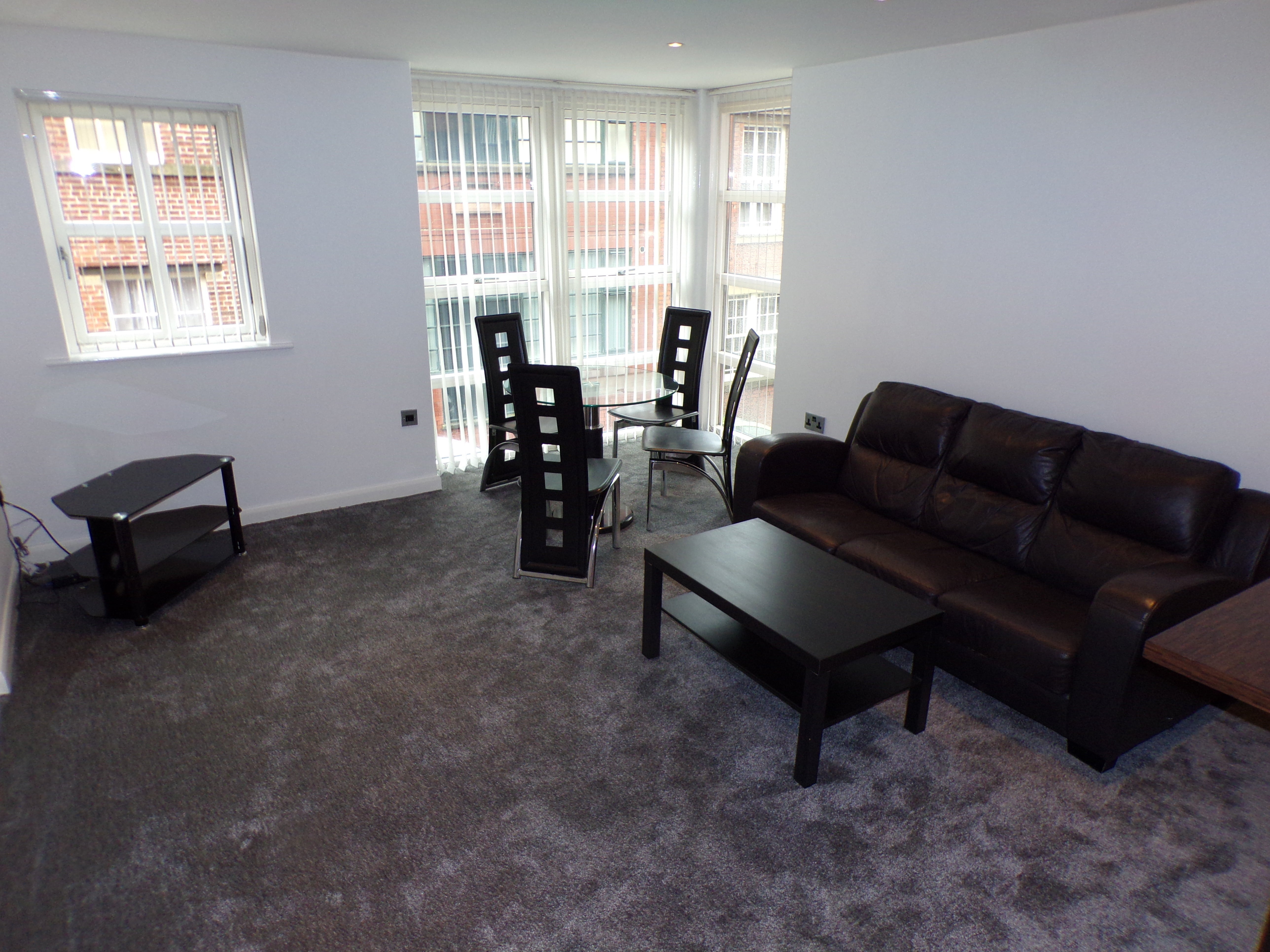 Flat Avenham Lane in Preston