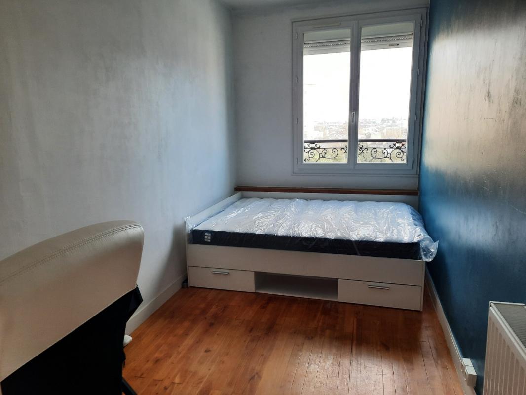 Room Rue de Budapest in Nantes
