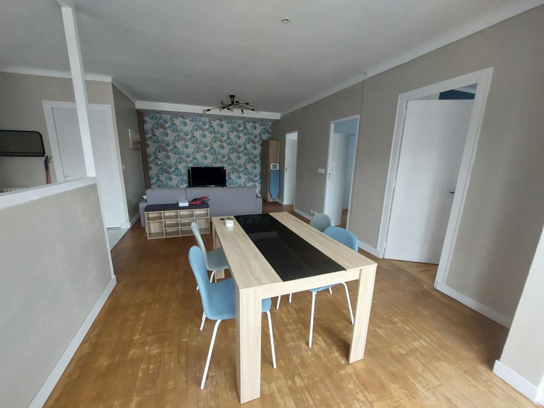 Room Rue de Budapest in Nantes