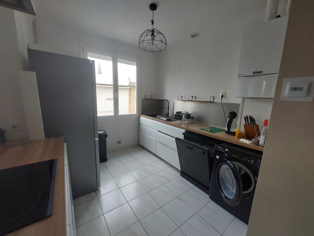 Room Rue de Budapest in Nantes