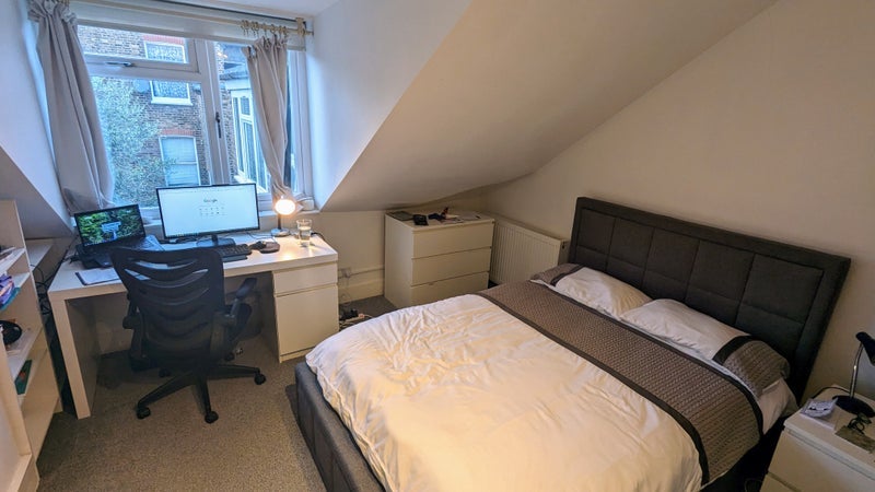 Room Cotleigh Road in Greater London