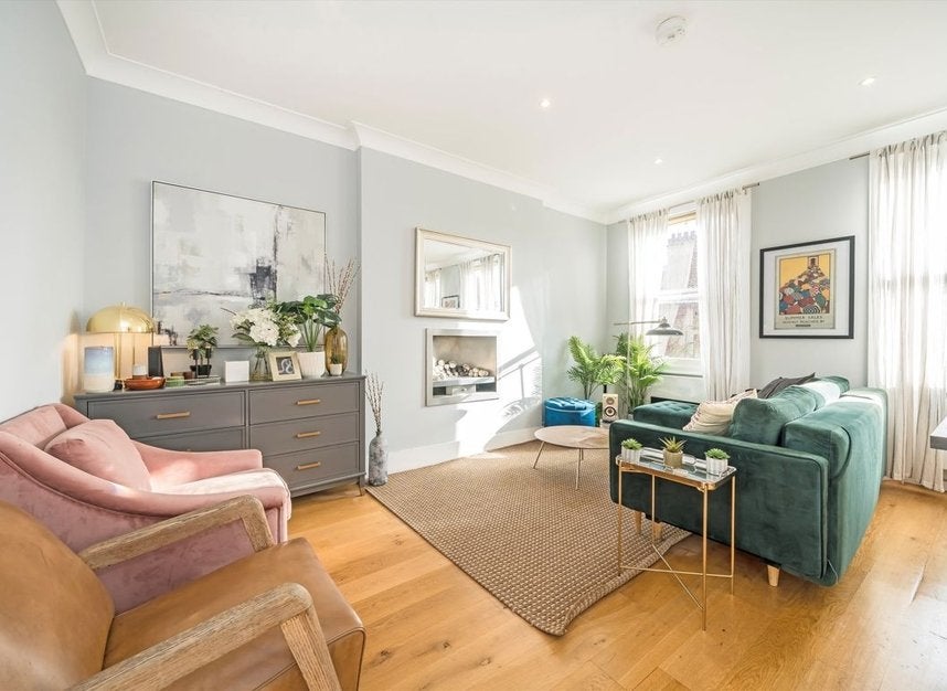 Flat Nevern Square in Greater London