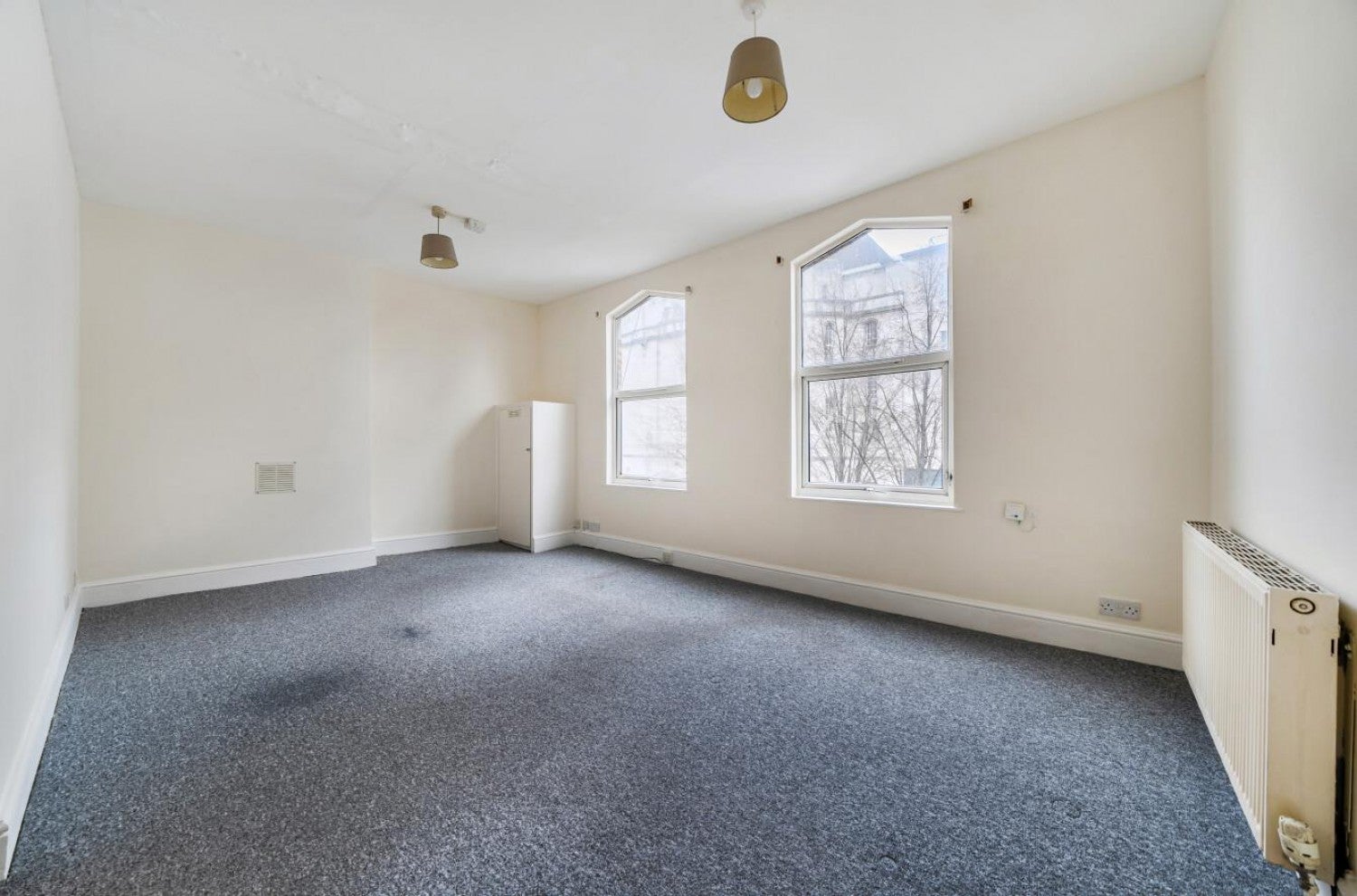 Flat Winslade Way in Greater London