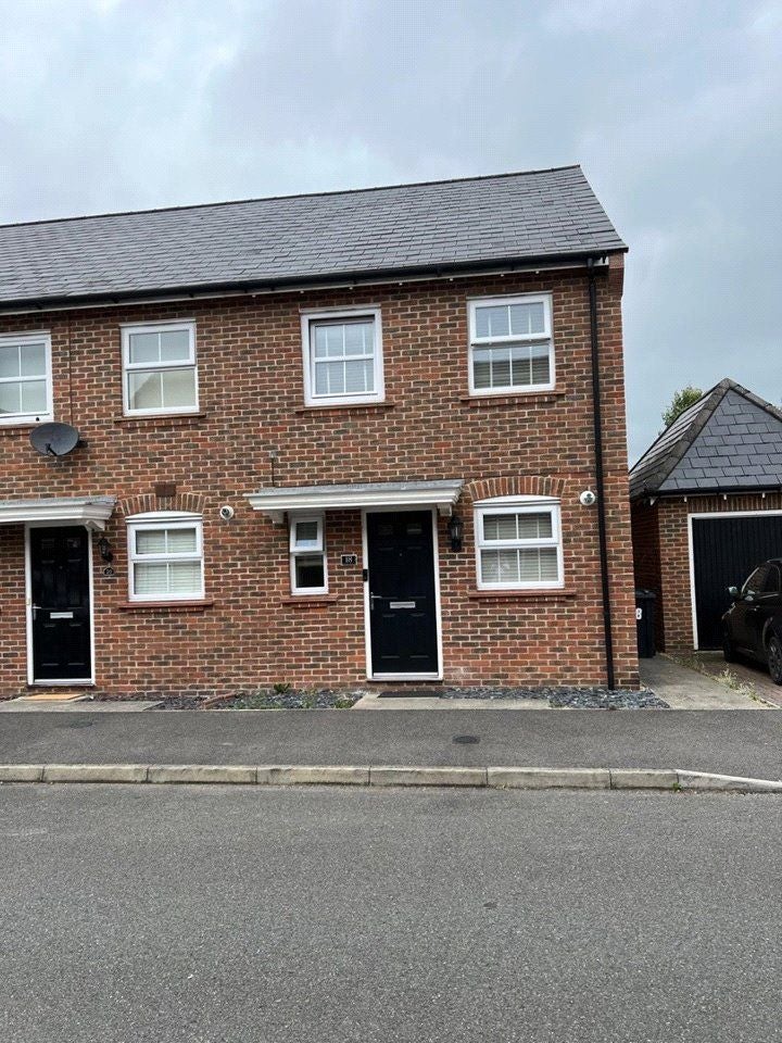 House Rowner Crescent in Sherfield on Loddon