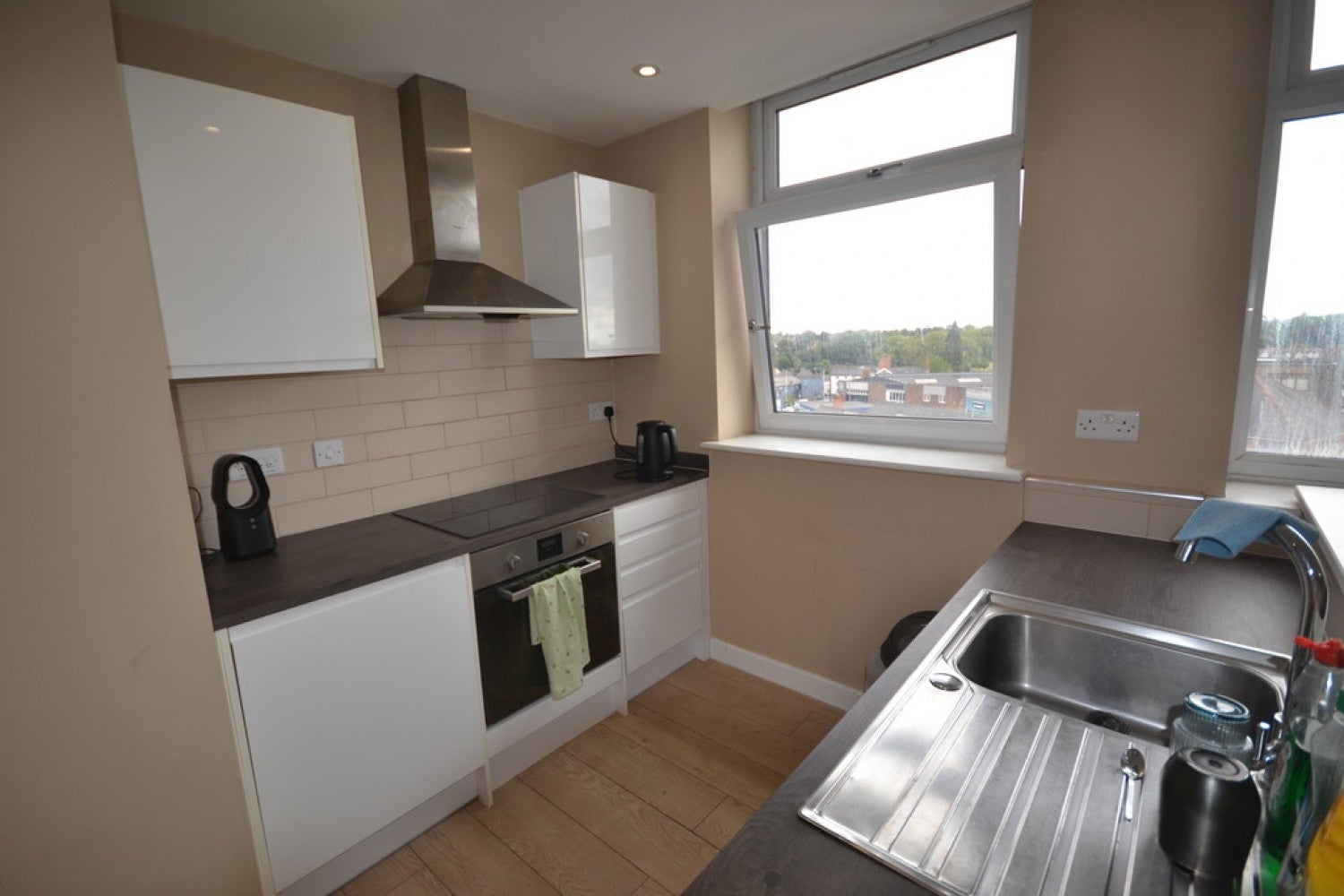 Flat Harborough Road in Oadby and Wigston
