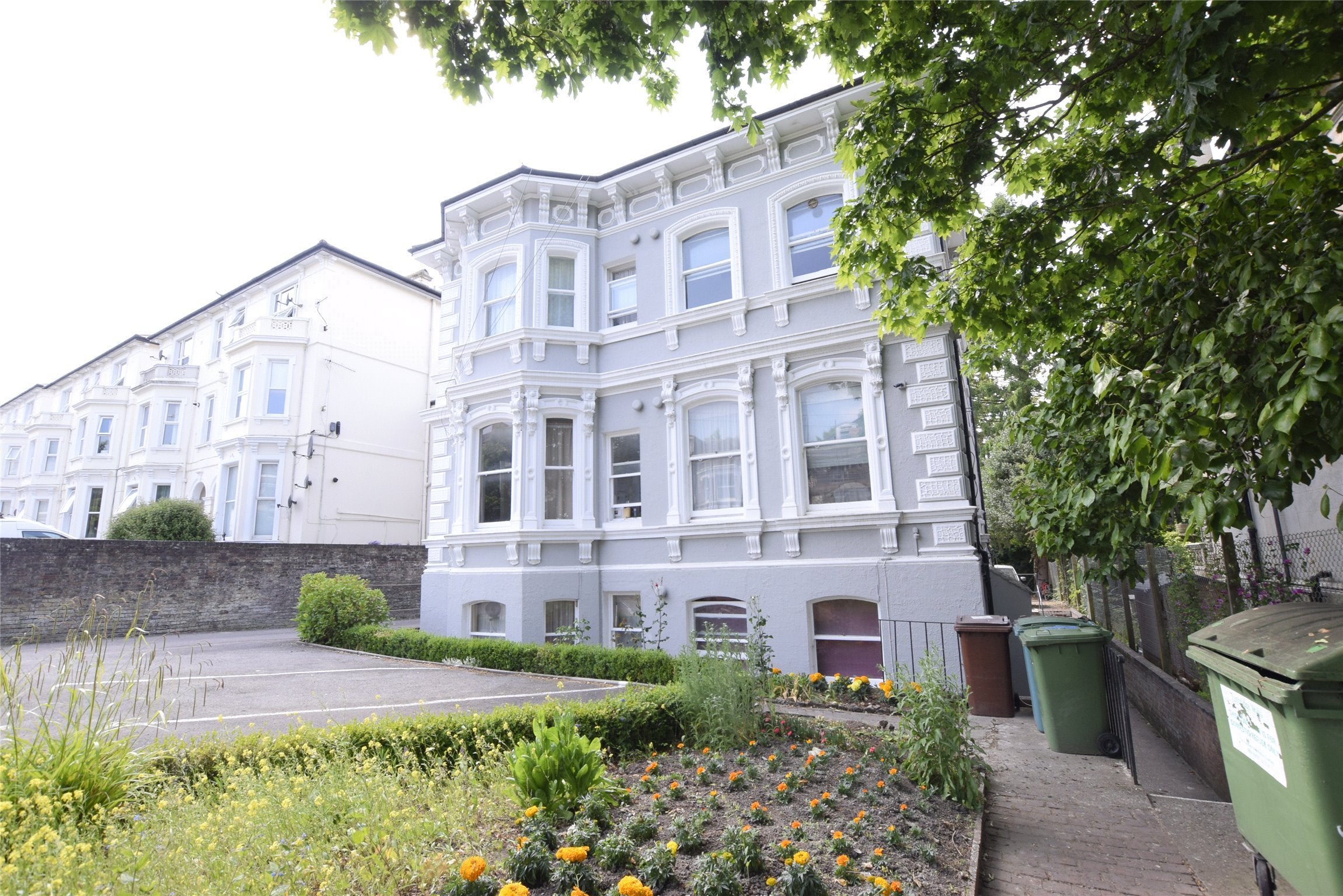 Flat Upper Grosvenor Road in Tunbridge Wells