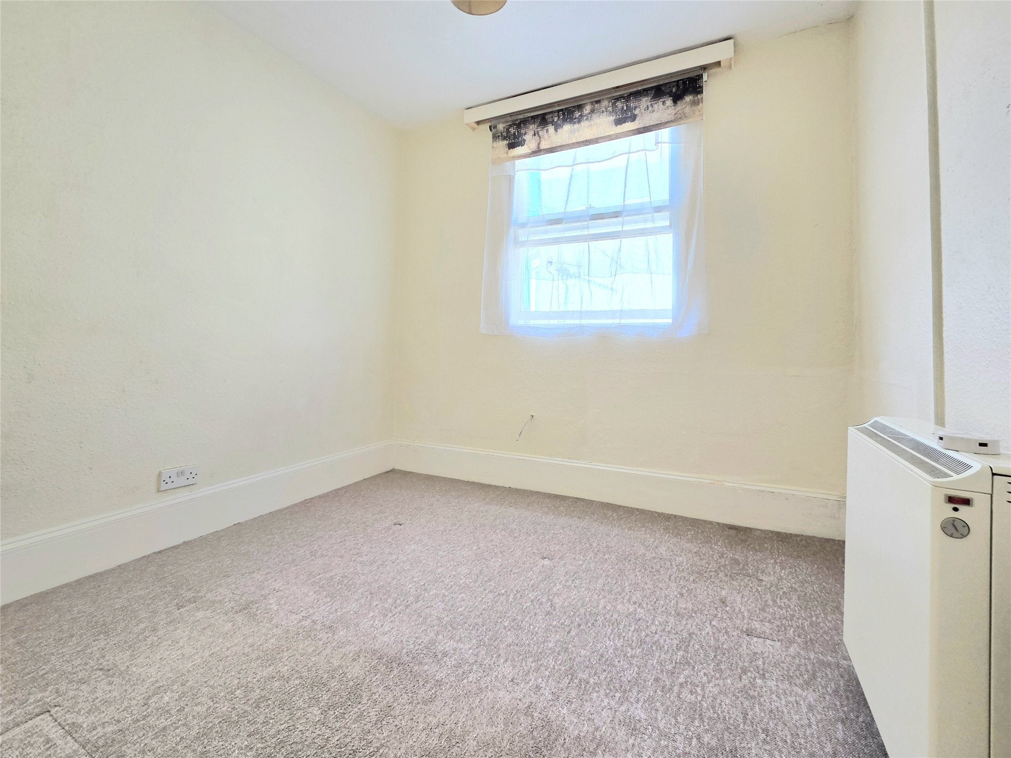 Flat Upper Grosvenor Road in Tunbridge Wells