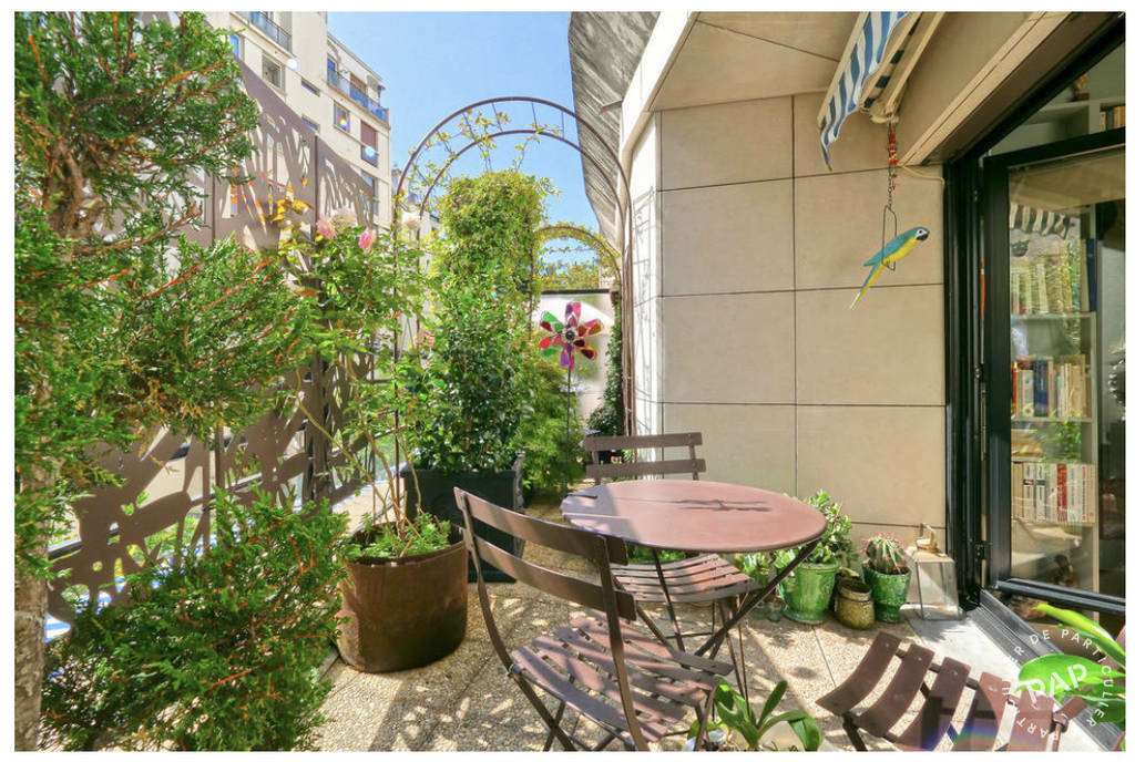 Appartement Place du Maréchal de Lattre de Tassigny à Paris