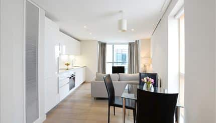 Flat Harbet Road in City of Westminster
