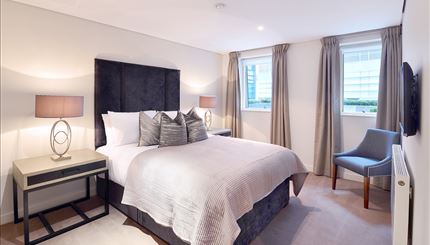 Flat Harbet Road in City of Westminster