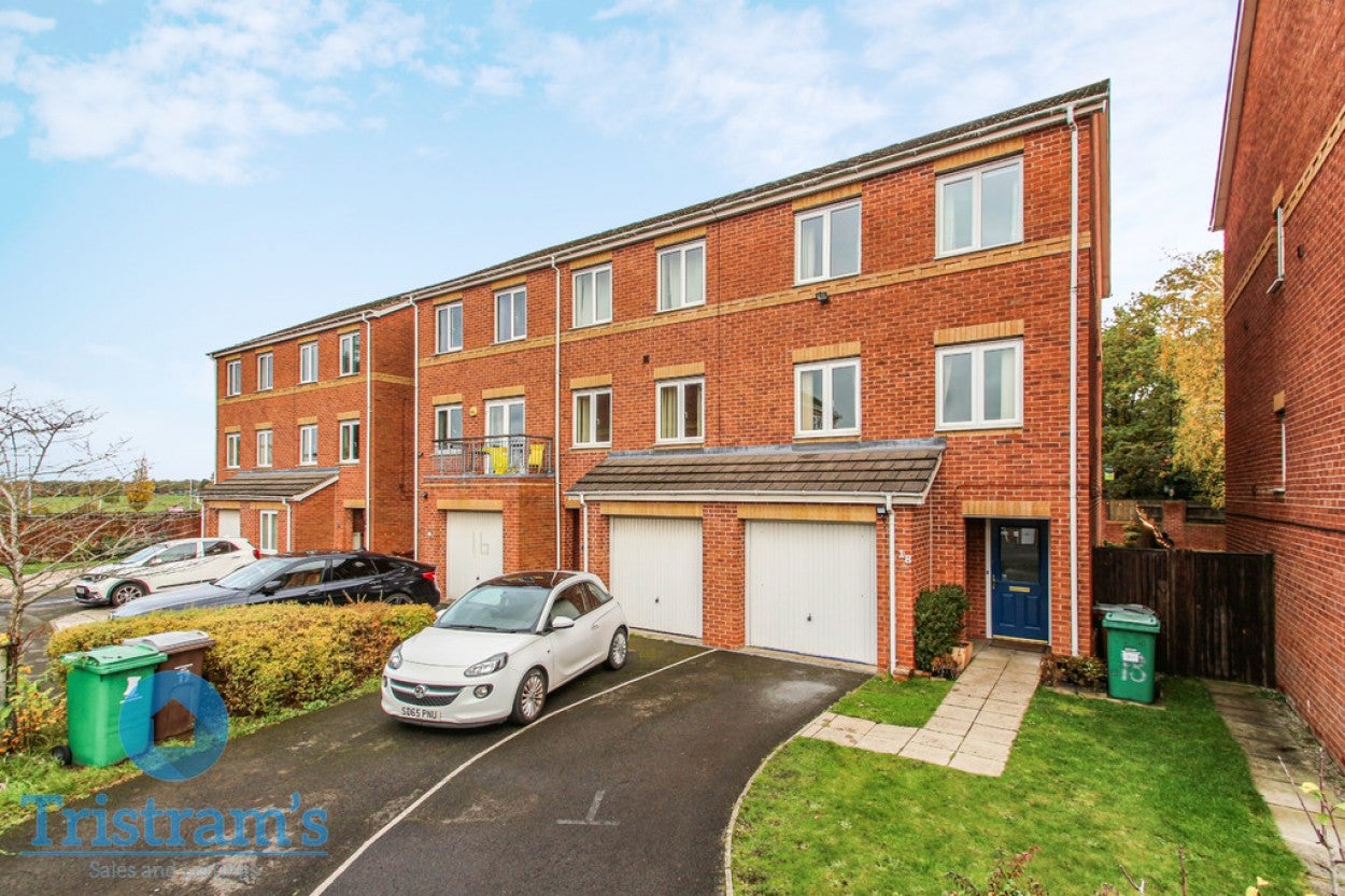 House Marvyn Close in Nottingham