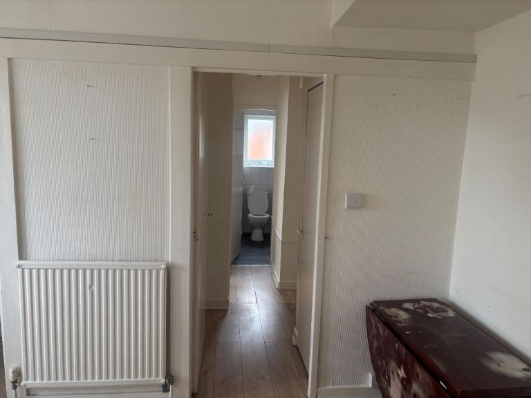 Flat Avondale Road North in Southport