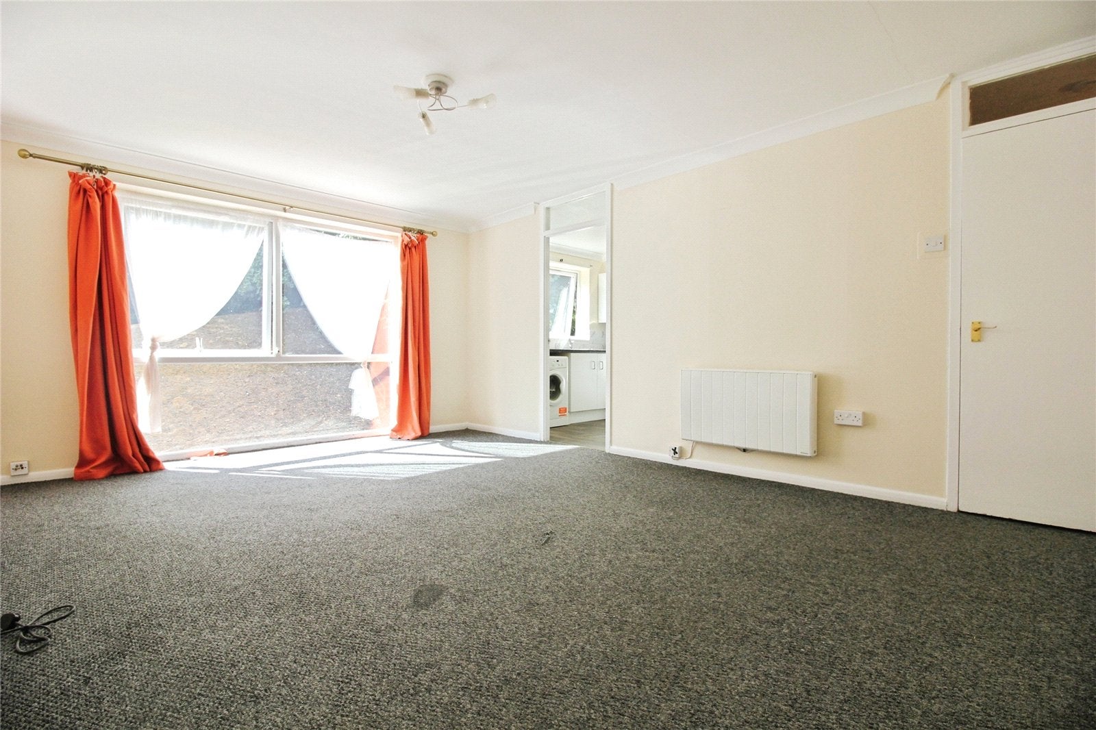 Flat Southcote Road in Reading