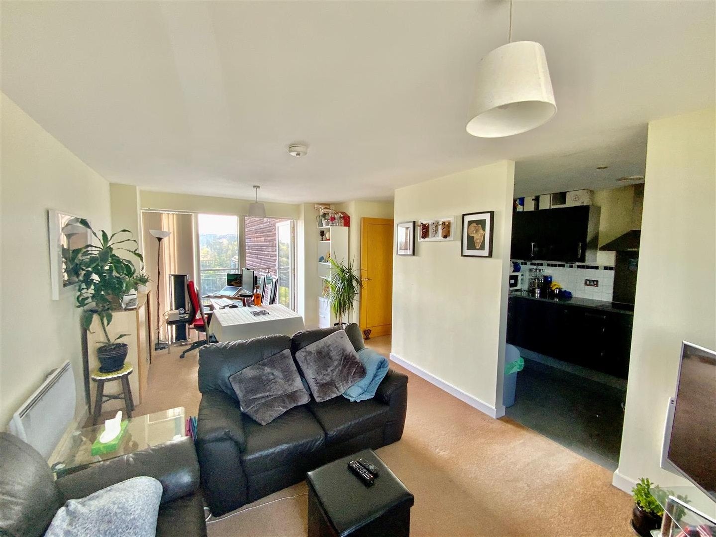 Flat Watkiss Way in Cardiff County