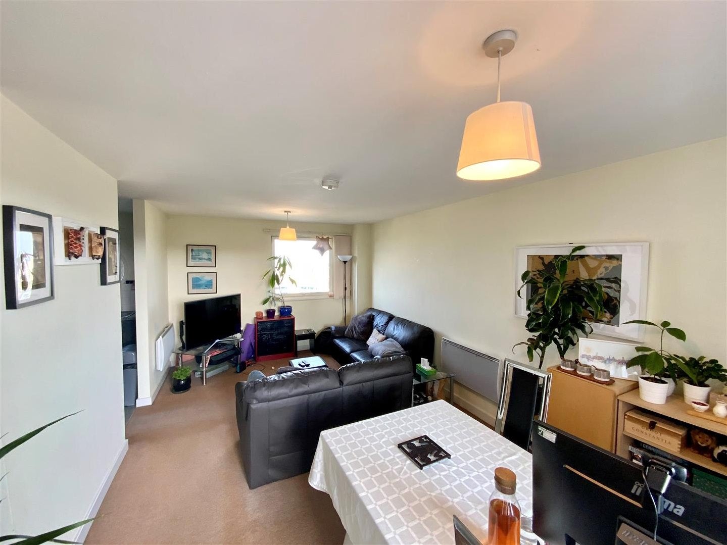 Flat Watkiss Way in Cardiff County