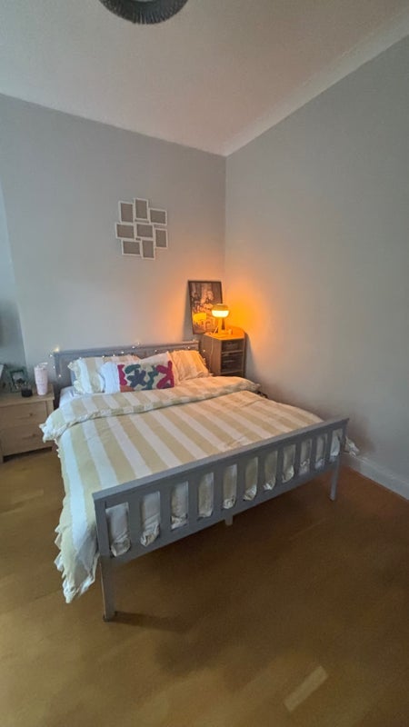 Room Willow Bridge Road in Greater London