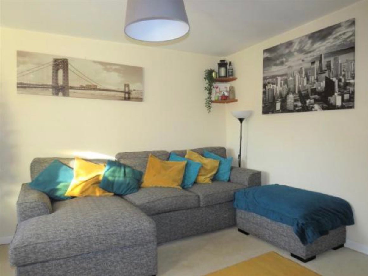 House Hawthorn Way in Stoke Gifford