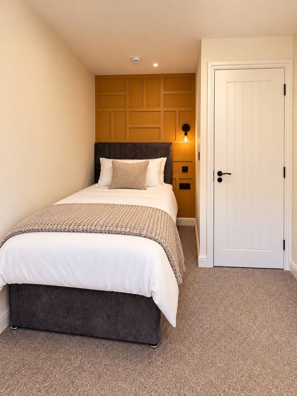 Room Bennett Street in Nottingham