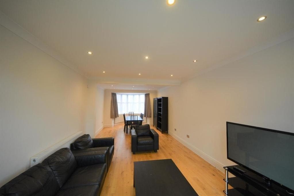 House Ballards Lane in Greater London