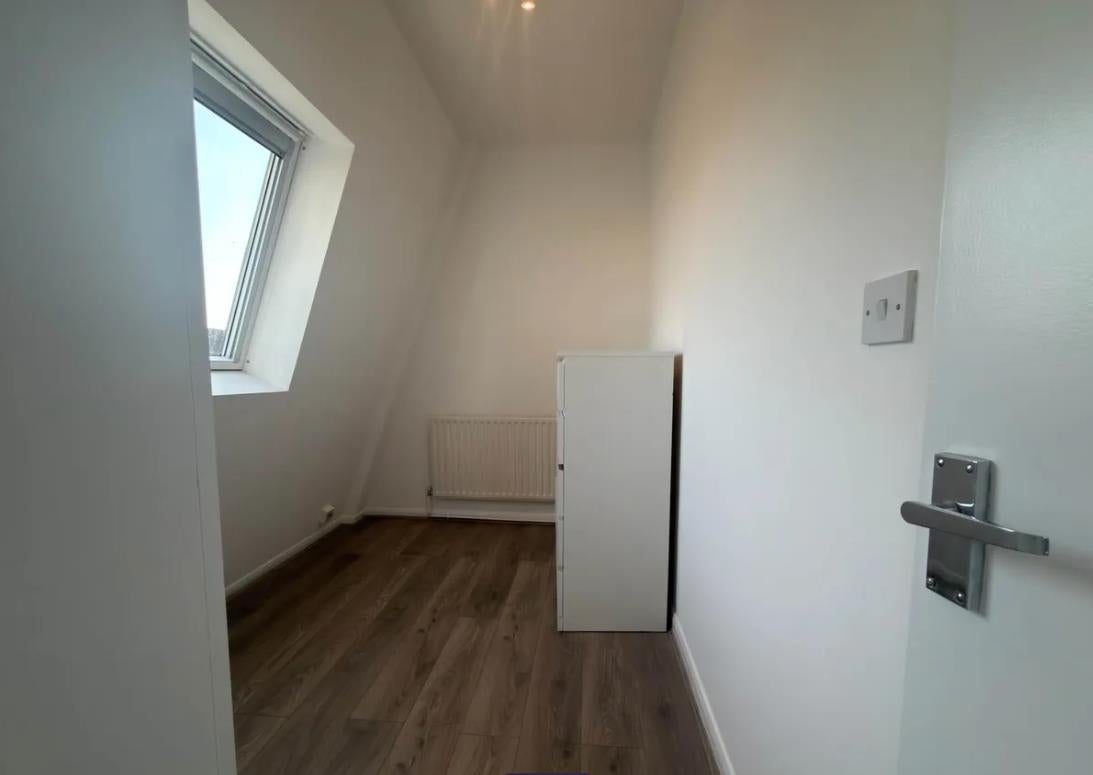 Flat Fonthill Road in Greater London