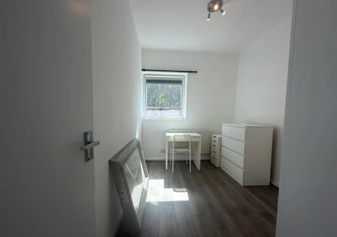 Flat Fonthill Road in Greater London