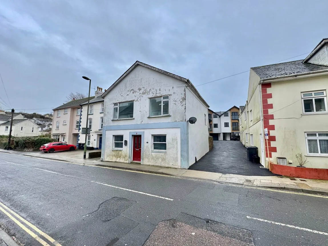 Flat Drew Street in Brixham