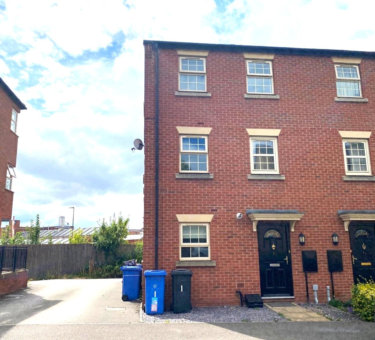 House Towpath Way in Derby