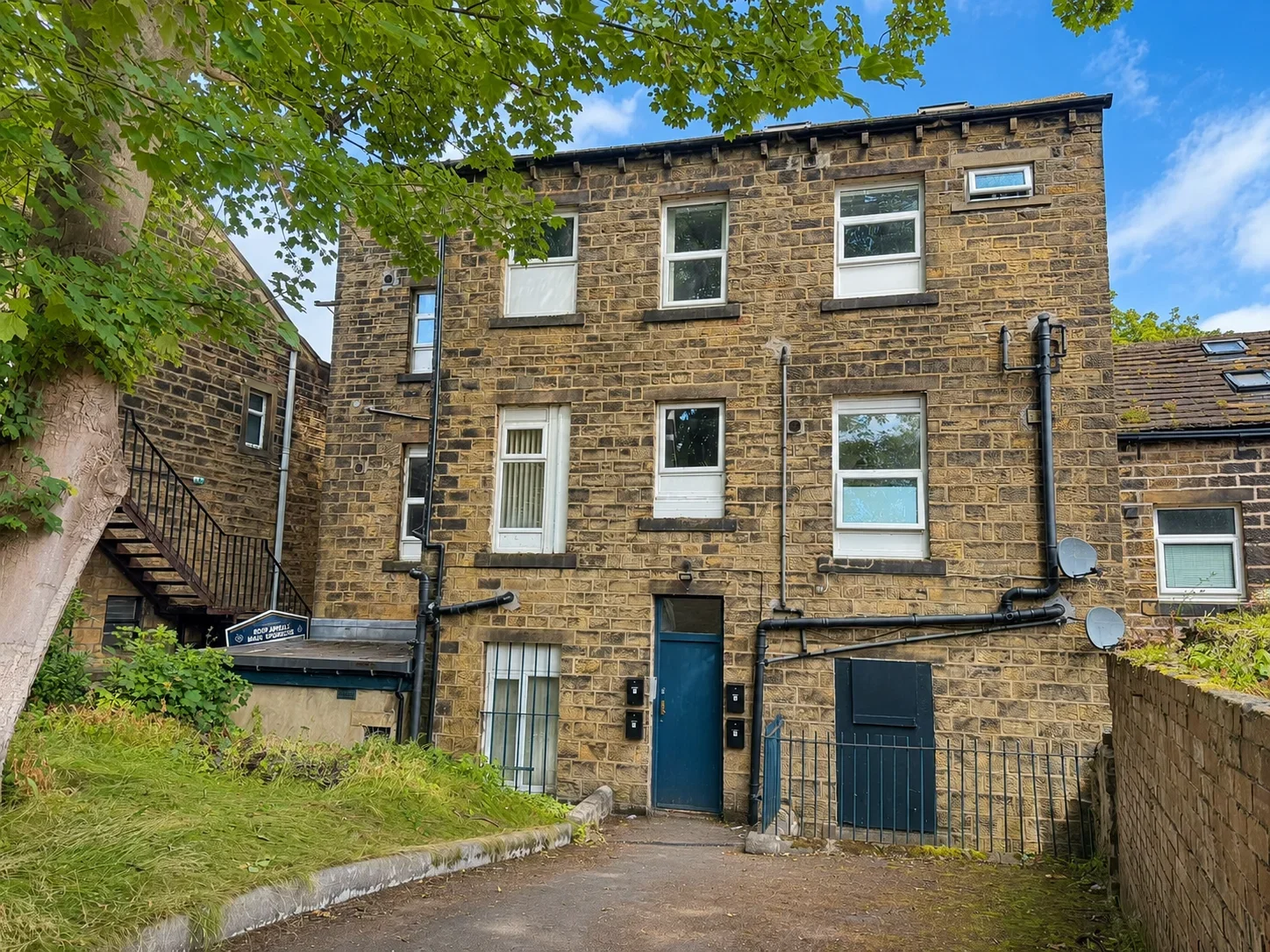Flat High Street in Bradford