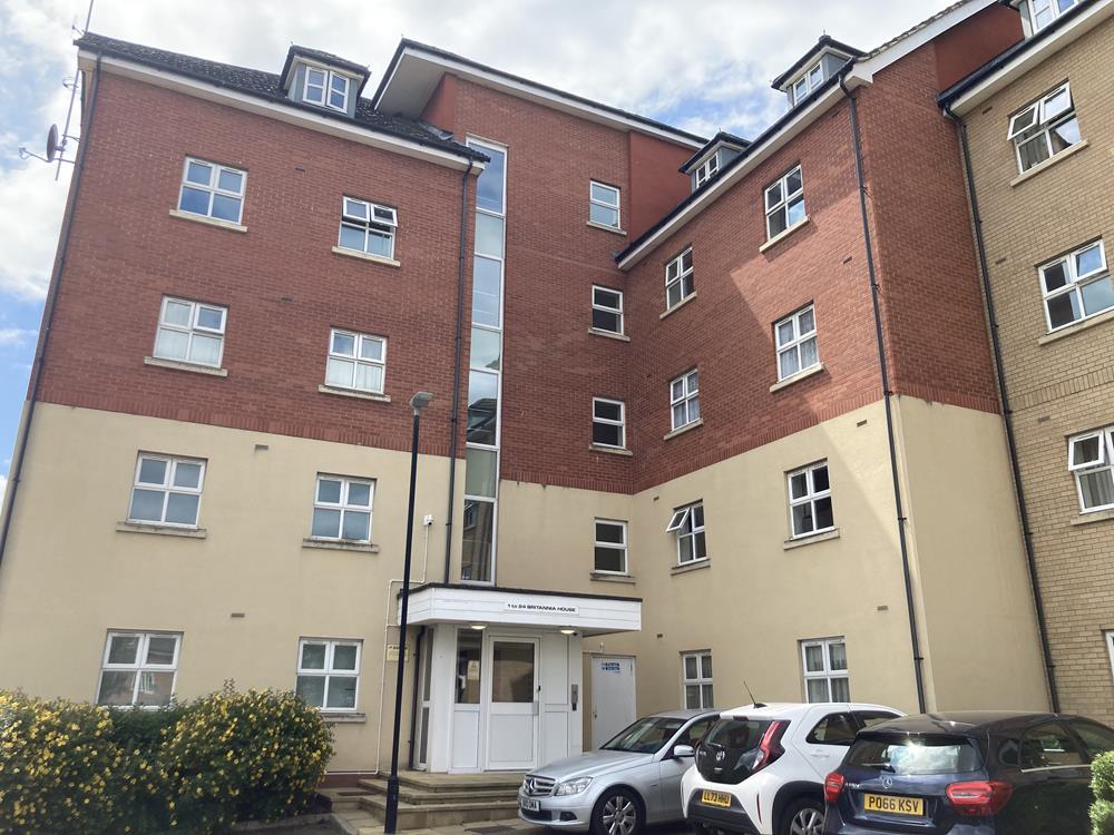 Flat Palgrave Road in Bedford