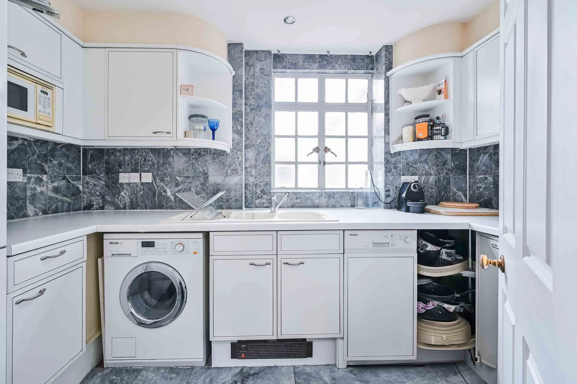 Flat Baker Street in City of Westminster