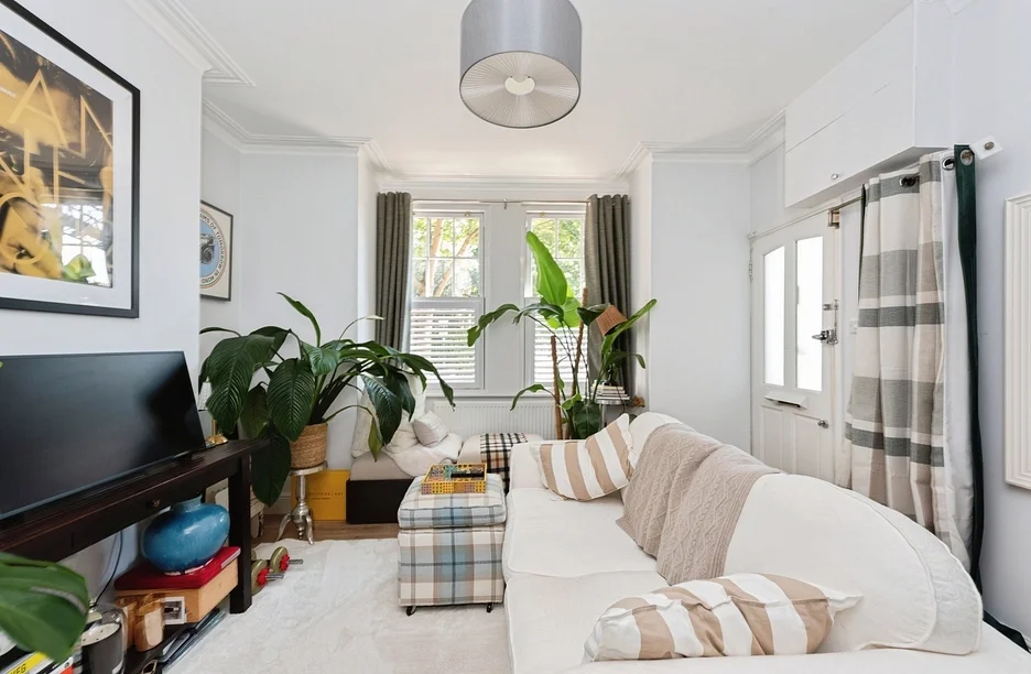 Flat Darell Road in Greater London