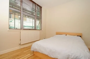 Flat Lanier Road in Greater London