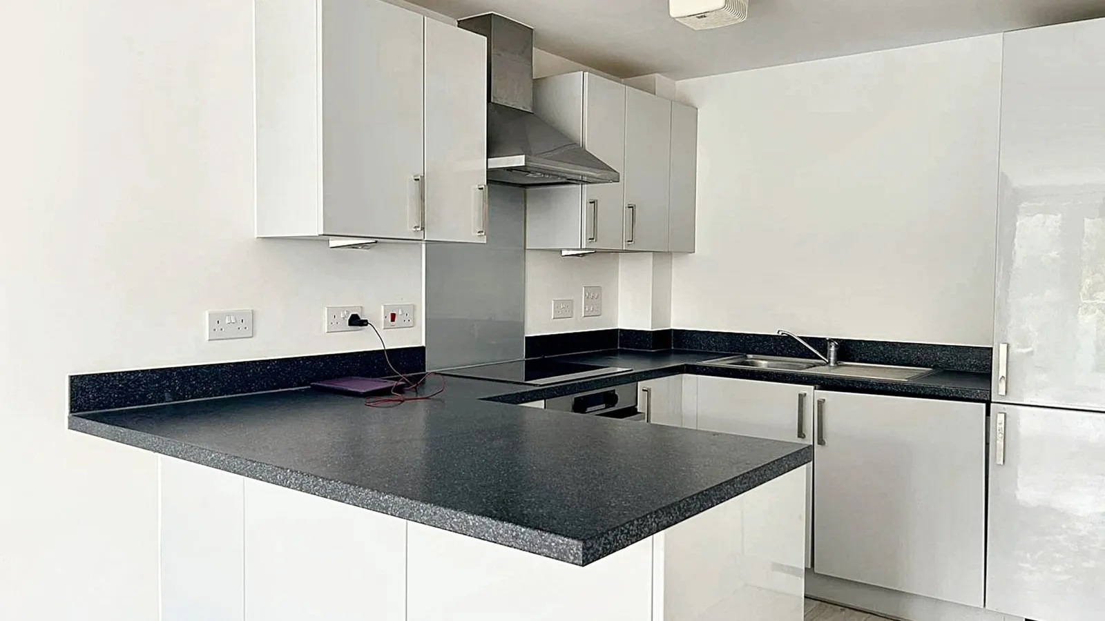 Flat Lett Lane in Ebbsfleet Garden City