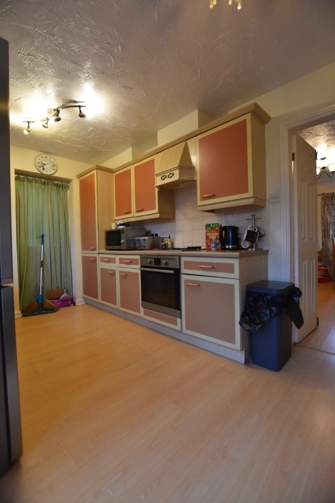 House Middleham Close in Peterborough