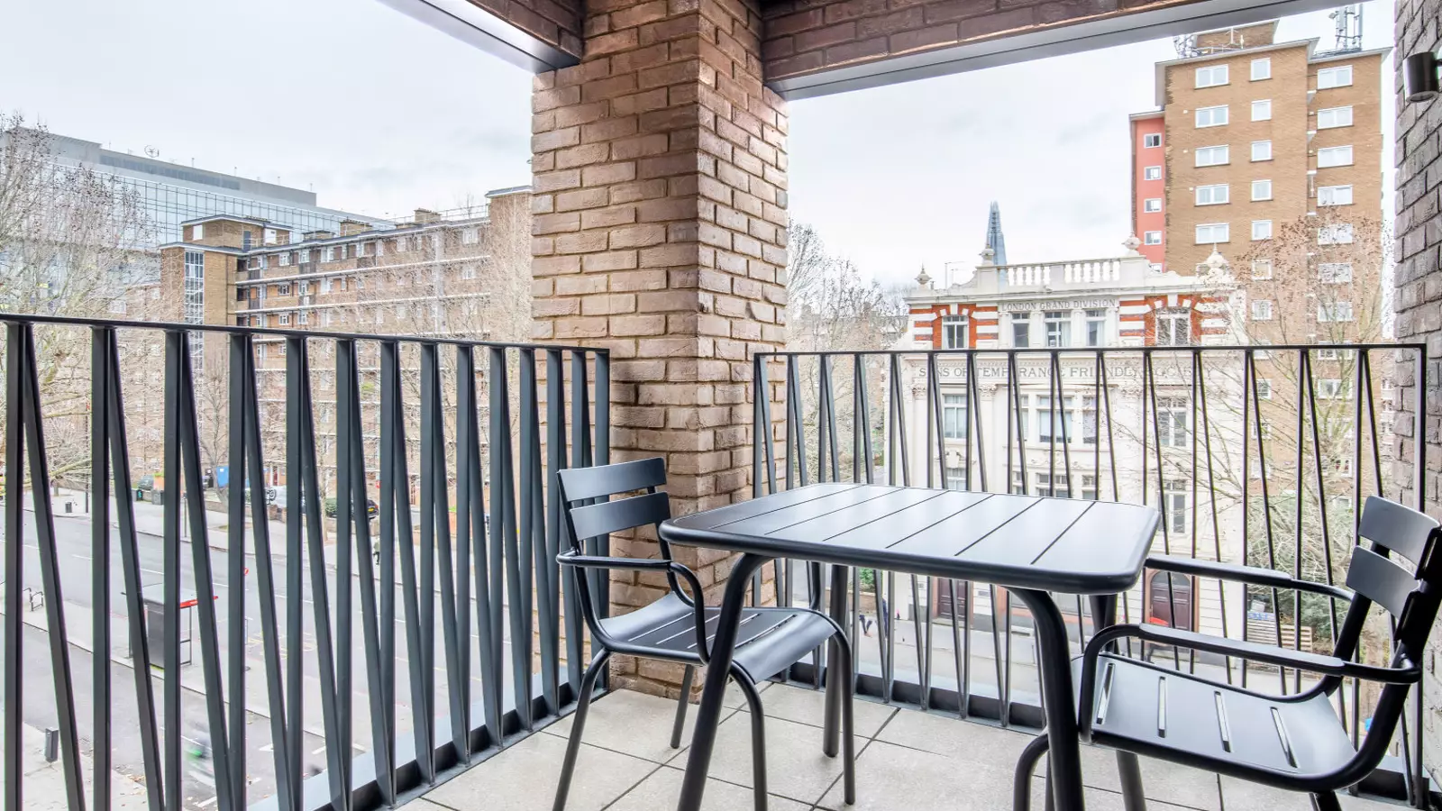 Flat Ufford Street in Greater London