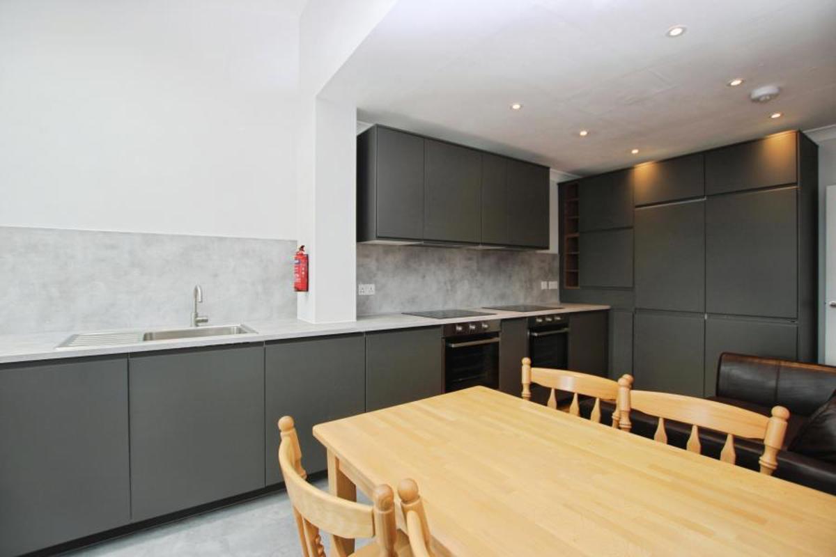 Room Filton Avenue in Bristol