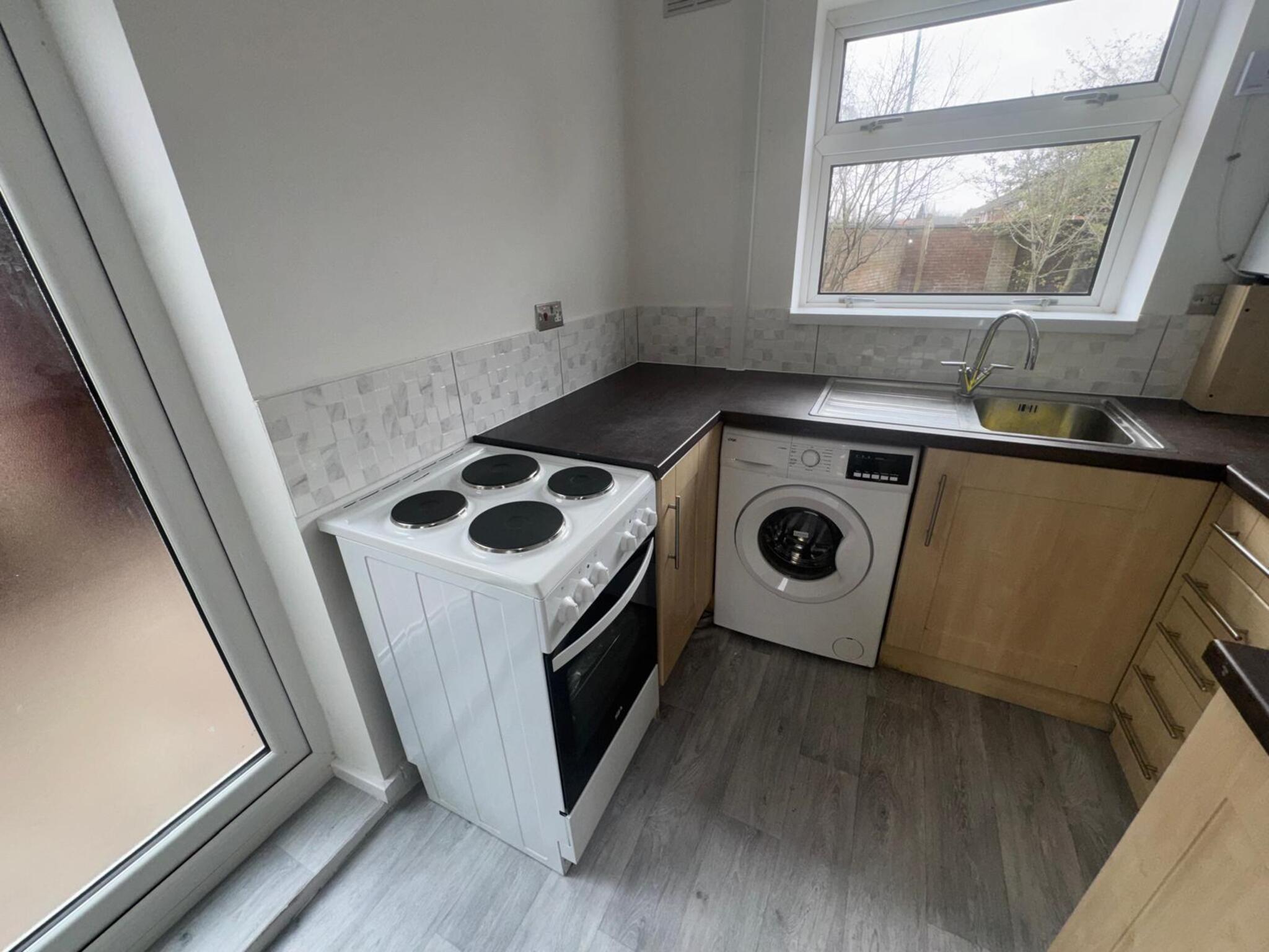 Flat Durham Avenue in Willenhall