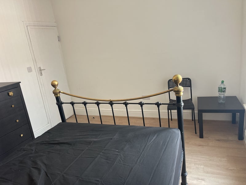 Room Carnforth Street in Manchester