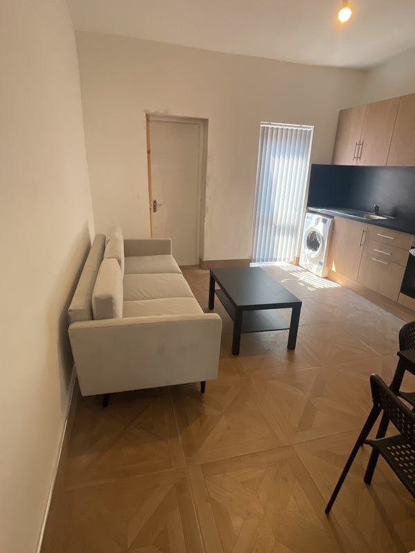 Room Carnforth Street in Manchester