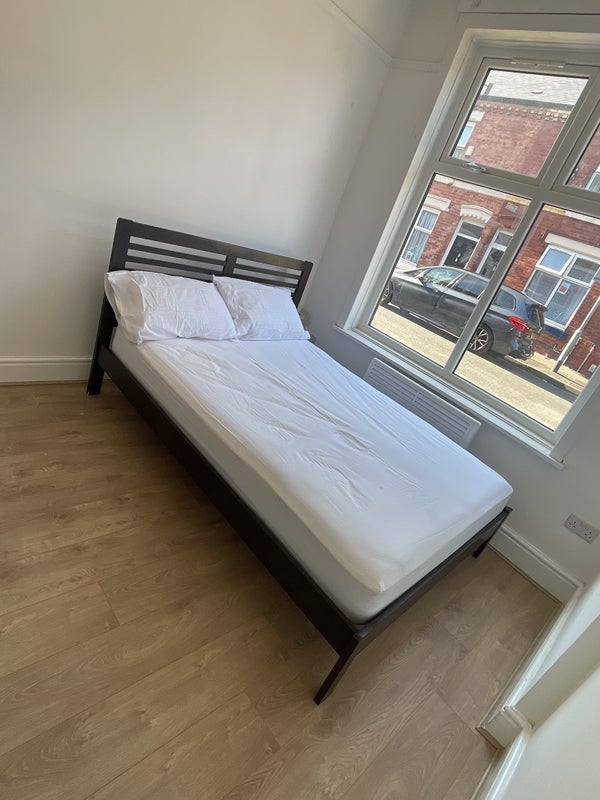 Room Carnforth Street in Manchester