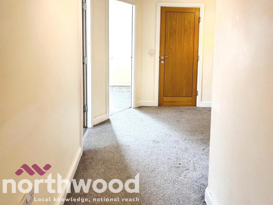 Flat Wardley Street in Wigan