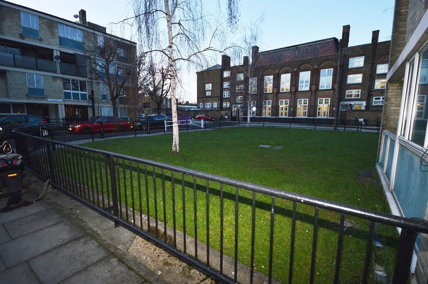 Room Smithy Street in Greater London