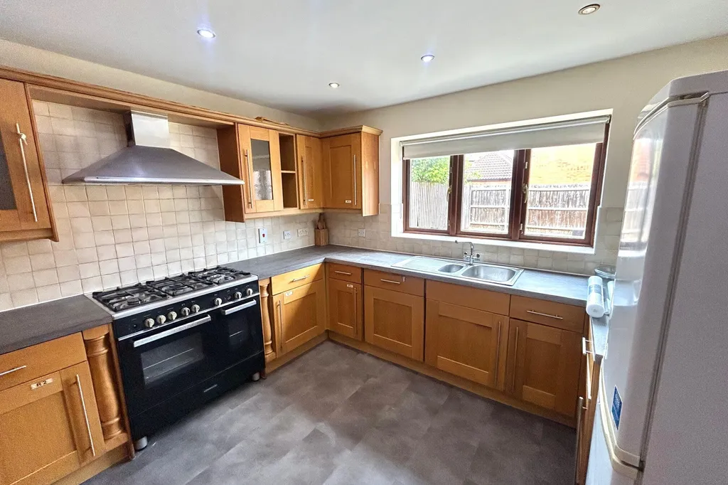 Room Langport Crescent in Milton Keynes