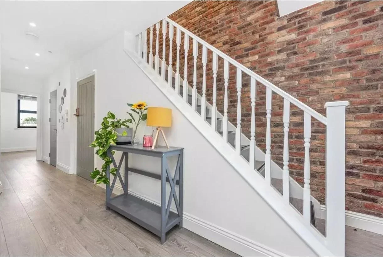 Flat Voss Street in Greater London