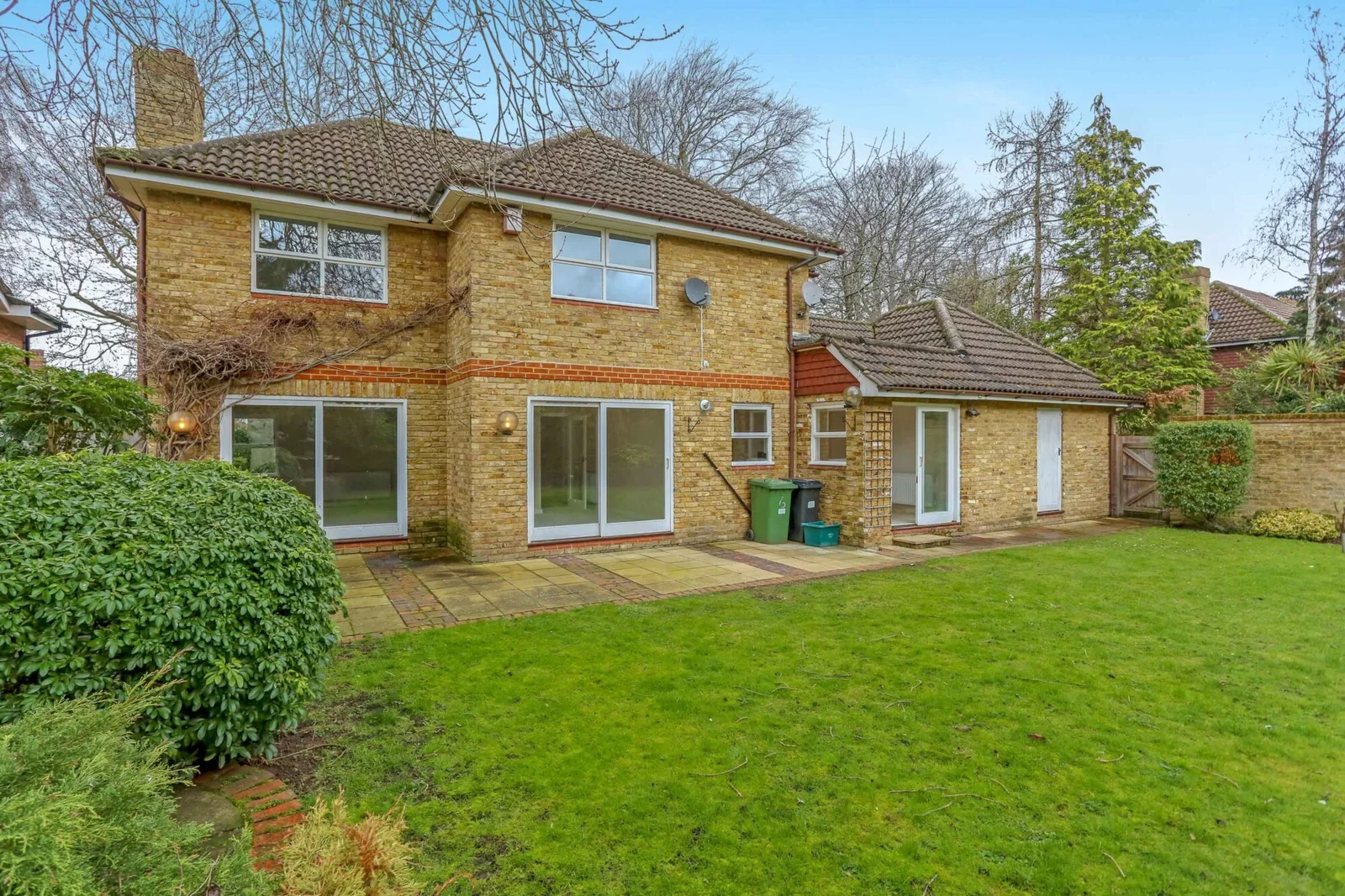 House Bridleway Close in Epsom and Ewell