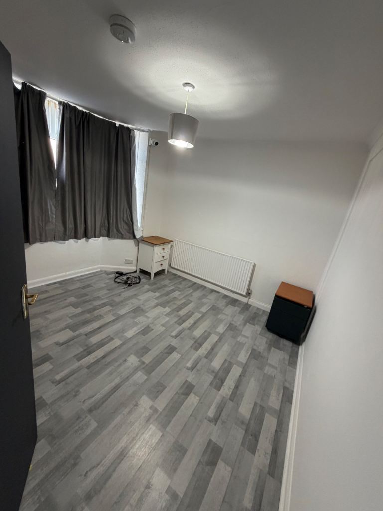 House Princes Park Close in Greater London
